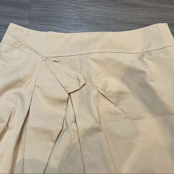 4 Bebe Brown Mini Skirt w Ruffle - Picture 4 of 5